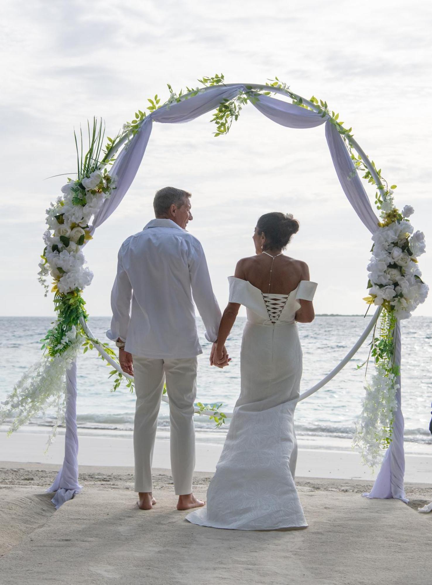 Paguro Seaview Hotel Bodufolhudhoo Luaran gambar